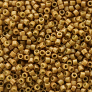 Miyuki Perlen delica's 11/0 Duracoat opaque dyed toast yellow DB-2110