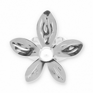 Ringe aus Stainless Steel - Rostfreiem Stahl Blume mit Perle Silver-white