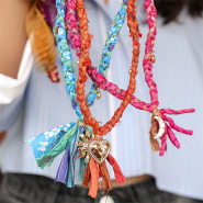 Neu Schauen Sie auf unsere Kollektion Sari-Seidenbändern