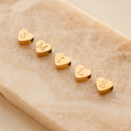 Neu Neu! Herzperlen mit gravierten Buchstaben