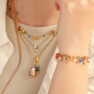 Schmucksets Ideen: Mit Chipstone-Glasperlen Schmuck anfertigen