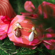 Schmucksets Festtagskollektion mit Polaris Tropfenperlen und Cabochons kreieren