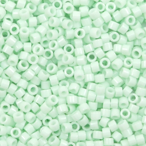 Miyuki Perlen delica's 11/0 Opaque light mint green