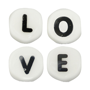 Buchstaben Perlen aus Keramik - LOVE White-black