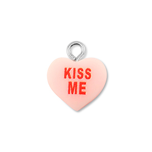 Resin Anh&auml;nger Herz "KISS ME" Light pink-red