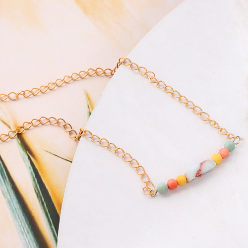 DIY: Ein komplettes Schmuckset im Ibiza-Stil mit passendem Schmuck aus Natursteinperlen