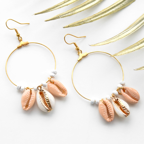 Wie man Sommerschmuck mit Muschel Perlen macht: