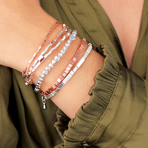 Schauen Sie sich an, was Sie mit den neuesten Hematite Perlen machen k&ouml;nnen: