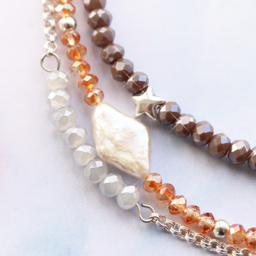 Machen Sie Schmuck mit Facett Perlen