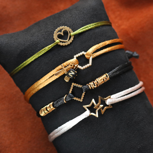 So verwenden Sie Stainless Steel Zwischenst&uuml;cke, um trendigen Schmuck herzustellen: