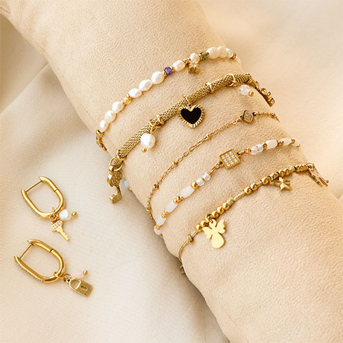 Lassen Sie sich zu neuen Armband- und Ohrring-Designs inspirieren