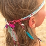 Trendy Beach Haarband mit Federn und Anh&auml;ngern