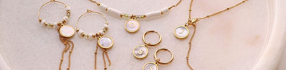 Muschel Perlen Specials / Anhänger Muschel Perlen Specials / Anhänger