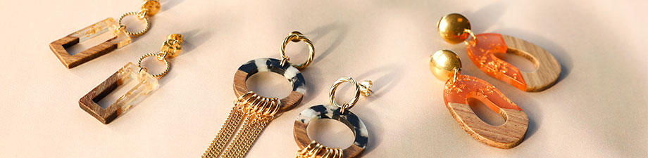 Resin / Velvet Anh&auml;nger und Perlen