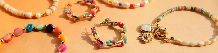 Neue Serie schillernder Perlmuttperlen