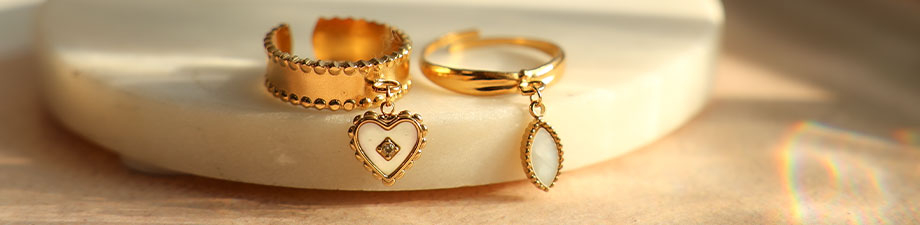 Neue schillernde Perlmuttanhänger aus Edelstahl Neue schillernde Perlmuttanhänger aus Edelstahl