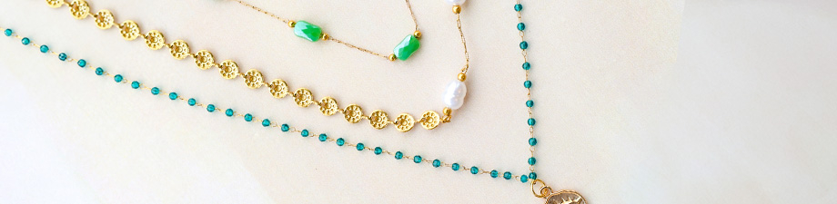 Bezauberndes Jasseron mit eingearbeiteten farbigen Perlen