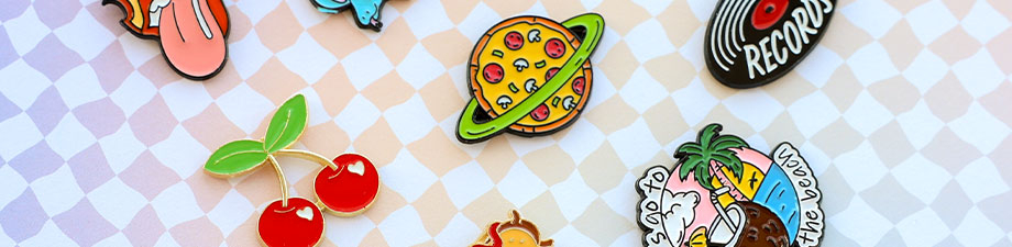 Neues Sortiment mit sommerlichen Pins Neues Sortiment mit sommerlichen Pins