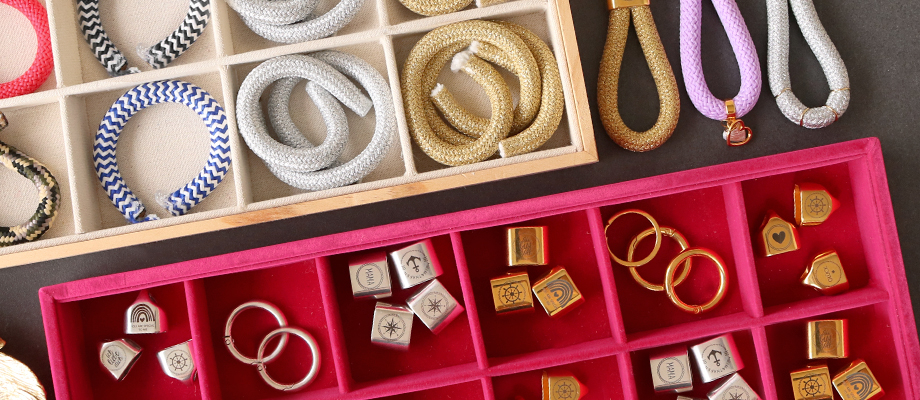 DQ Schlüsselanhänger mit Segeltau 